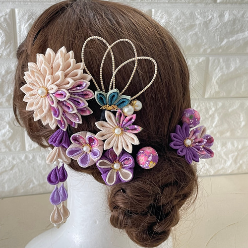和 柄 ＊ダリア＊薄紫(すみれ)＊生成❁振袖 髪飾り【つまみ細工】結婚  