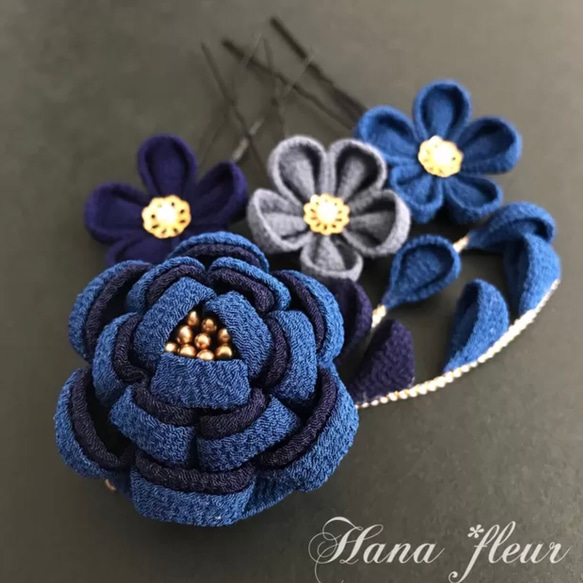 つまみ細工 カメリア 髪飾り❁﻿青紺*紺*灰色❁成人式 卒業式 振袖 浴衣