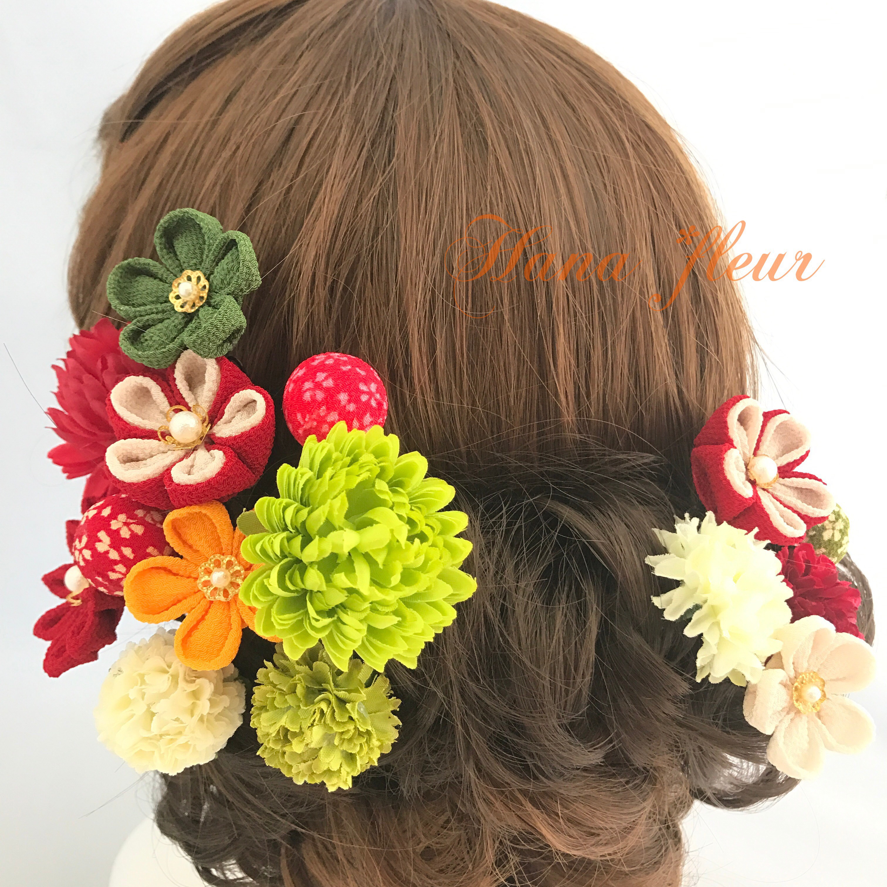 ❁ つまみ細工小花＆ピンポンマム❁﻿振袖髪飾り 生成＊緑＊赤＊山吹色