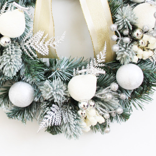 シルバー＆ホワイト系クリスマスリース リース GrandGrue 通販 4595579