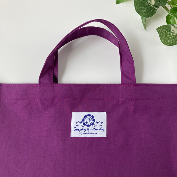 プチトートバッグ　防水ナイロンでとっても軽くて使いやすい♪プールバッグや保育園バッグに　紫 2枚目の画像