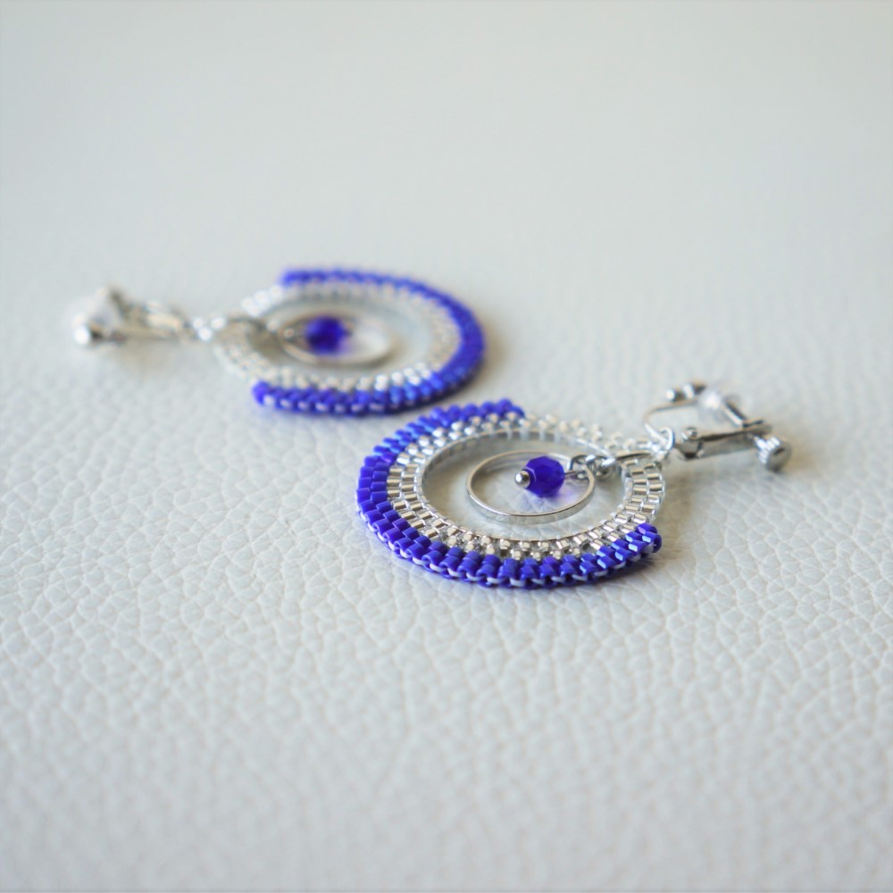 青×銀　モダン　フープイヤリング　フープピアス　コバルトブルー　シルバー