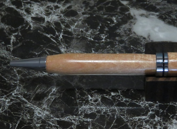 桜の木を使用したタッチペン機能付き回転式ヨーロピアンボールペン 5枚目の画像