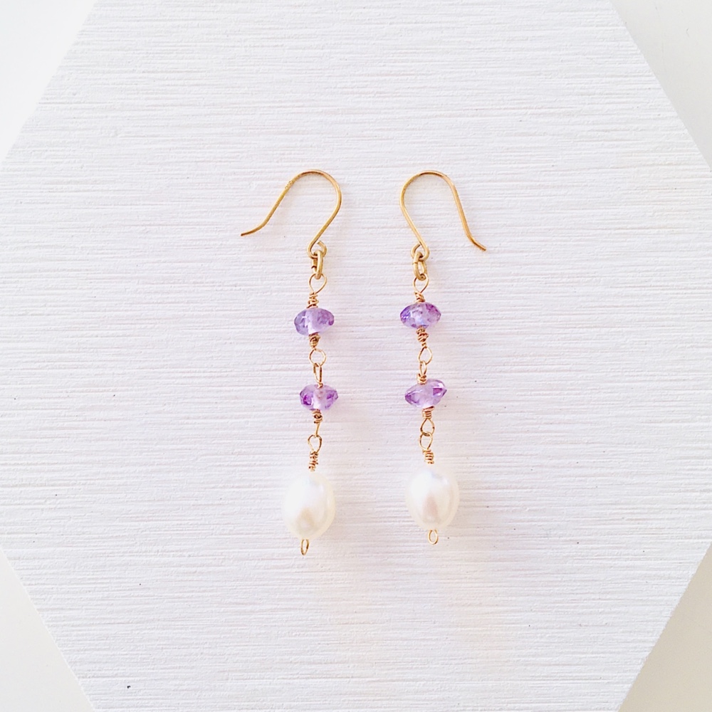 【K18】淡水パールとアメジストの大人ピアス 5,460円