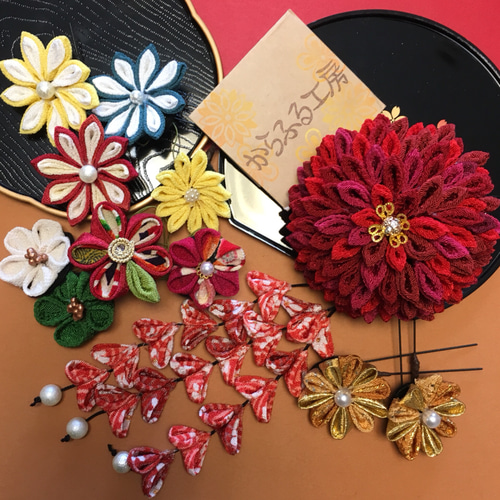 ☆再販受付中☆つまみ細工髪飾り(成人式、卒業式、七五三、着物