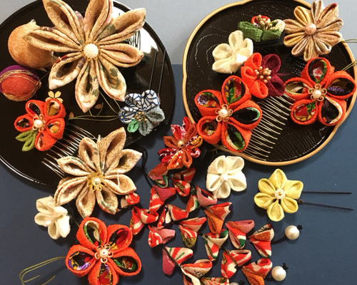 つまみ細工 髪飾り成人式 卒業式 結婚式 七五三 受注制作》つまみ細工 髪飾り 結婚式 成人式 卒業式 七五三 生成り