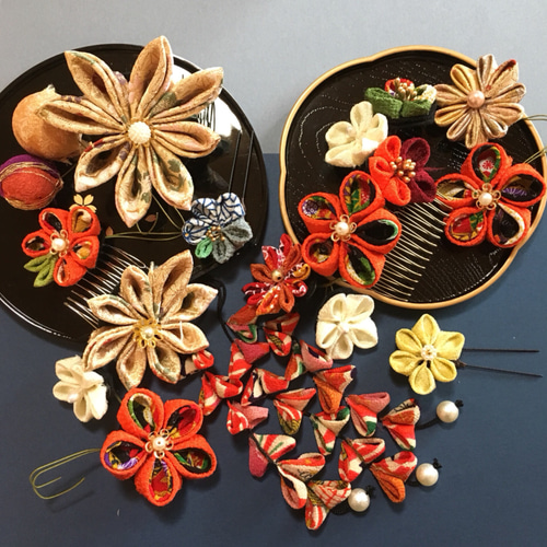 再販受付ページつまみ細工髪飾り