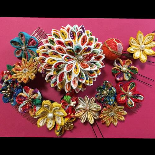 つまみ細工髪飾り　再販受付 ☆再販受付中☆つまみ細工髪飾り(成人式、七五三、結婚式、着物