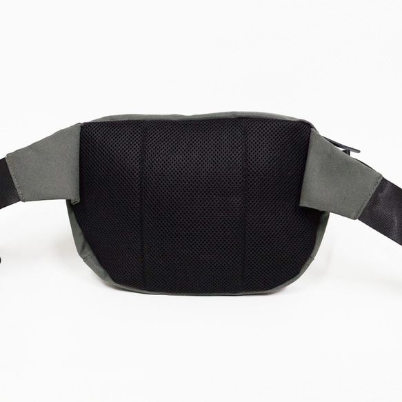 Argali 超輕防潑水 實用簡約 腰包 肩背包 斜背包 Shoulder Bag 灰綠色 第4張的照片