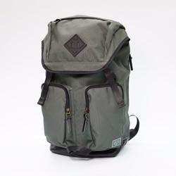 Argali 真皮後背包 超實用分類 防潑水 雙肩 大容量 Racoon Backpack 灰綠色 第2張的照片