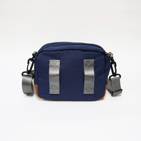 Argali shoulder bag 真皮 多用途 耐用 YKK拉鍊 2way 單肩包 肩背包 斜背包 腰包 藍灰 第3張的照片