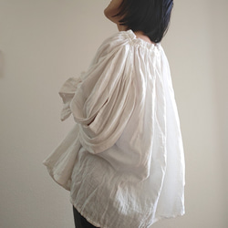 空気を纏う(まとう)服。カラダが喜ぶ、カラダに寄り添う MATOU tops I ガーゼ服 5枚目の画像