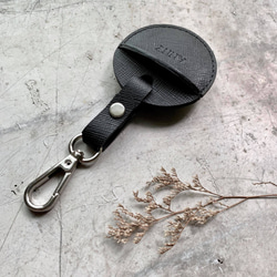 KAKU皮革設計 gogoro鑰匙皮套 活動鉤環款式  小十字紋黑 第3張的照片