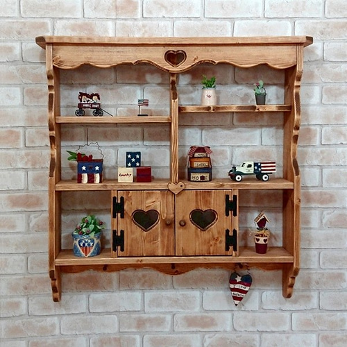 扉付き ハート ウォールシェルフ 壁掛け飾り棚 【公式通販】