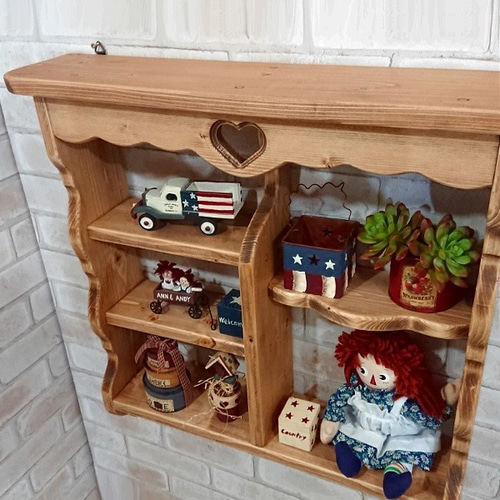 壁掛けコレクションシェルフ W600 ハートくりぬき RSE-18 壁掛けラック