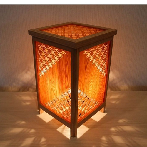 昭和レトロ　約１００年前(昭和4年)の家具　梅にウグイス彫刻 昭和レトロ約100年前(昭和4年)の家具梅にウグイス彫刻