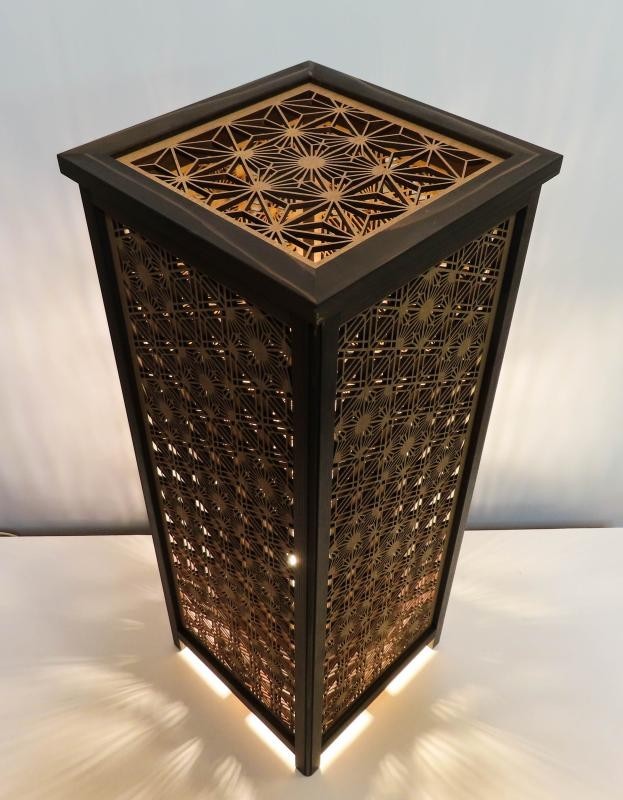 和風照明・インテリア照明　LAD-1872　レーザー行灯「趣」Ｌサイズ　 八重麻と胡麻幹（ゴマガラ）　LED電球付き