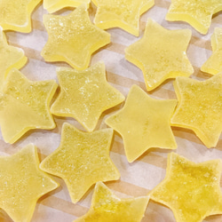 星に願いを♪ピノキオのキラキラ星型琥珀糖 食べられる宝石なら 星に願いを♪ピノキオのキラキラ星型琥珀糖 食べられる宝石なら