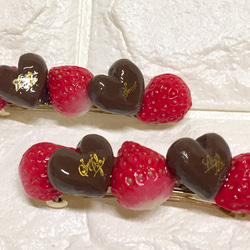 チョコとイチゴのバレッタ（送料込み） 3枚目の画像