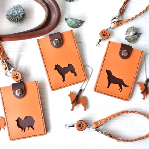 動物柄（犬柄）の大きいサイズ布バスケット、収納ケース ドッグ