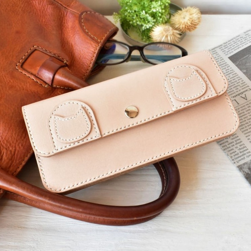 受注制作】【革にゃんこ】優しい風合いの猫の長財布♪牛革ロング