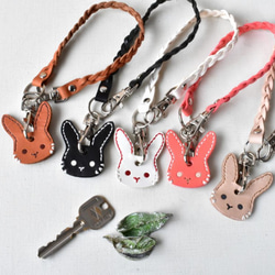 【うさぎ】キーカバー＆革ロープ＆ナスカン付【5色選択・還暦祝】バックチャーム ※袋ラッピング無料 7枚目の画像