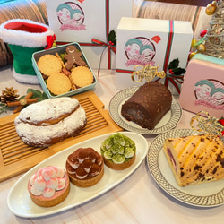 cafeKARMiAクリスマスケーキ2021♡チョコレート好きにはたまらない！贅沢チョコたっぷりノエル　食べ切りサイズ 7枚目の画像