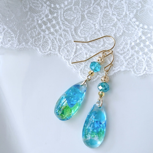 【現品販売】No.97 琉球ガラス 三日月 フック ピアス レジン 現品販売】No.97 琉球ガラス 三日月 フック ピアス レジン