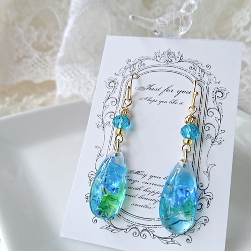 No.399 一粒ピアス＊スワロフスキー×琉球ガラス　　　　【レジンピアス】 No.41-2 琉球ガラス 5mm キューブ ピアス レジン 3セット - メルカリ