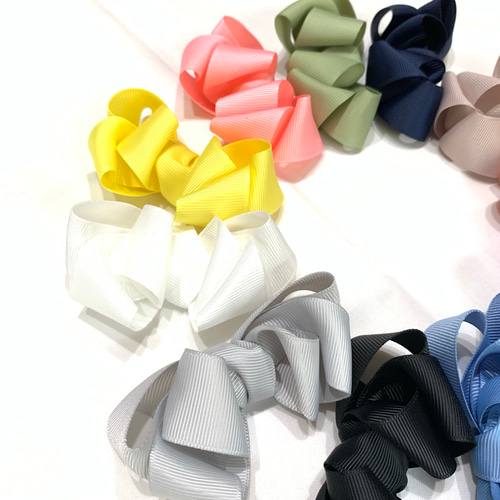 バーバリーリボンタイ 未使用近 ベージュ キッズ ゴム 美品 お