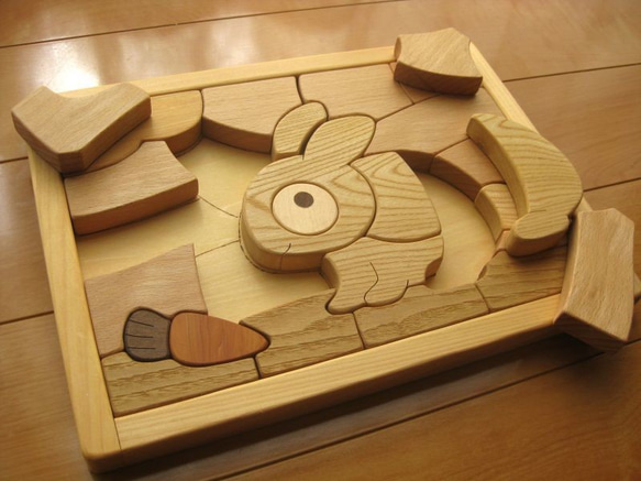 木製パズル(うさぎとニンジン) 3枚目の画像