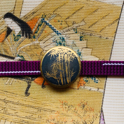 アンティーク薩摩ボタンの幽玄な趣の帯留め「竹取物語」 4枚目の画像