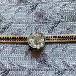 ビンテージガラス素材のレトロムード溢れる玉簪と帯留めのセット「花雫」 10枚目の画像