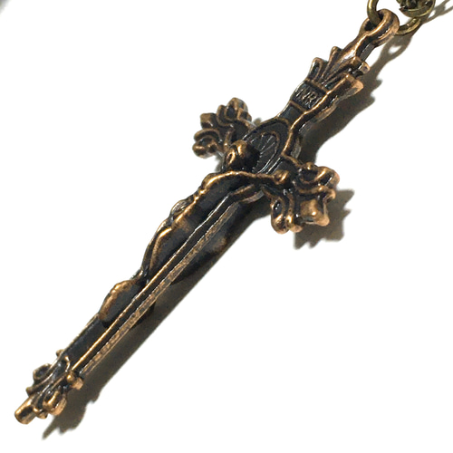 199.イエスキリストの磔刑十字架ネックレス、金古美アンティーク