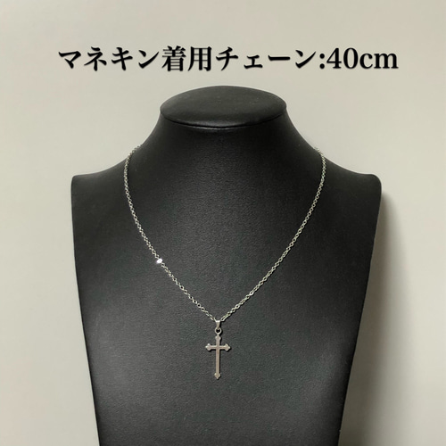 202.シンプルクロス、十字架のネックレス、銀色シルバーカラー