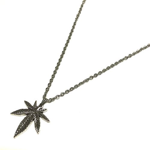 420c.麻の葉、マリファナのネックレス、銀古美シルバーカラー 420c.麻の葉、マリファナのネックレス、銀古美シルバーカラー