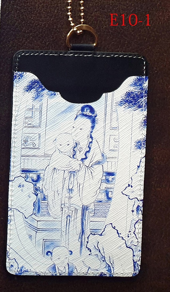E10-1<太平有象>元宵佳節闔家同歡仕女    中國青花瓷風格證件夾.悠遊卡夾   天然皮革 第1張的照片