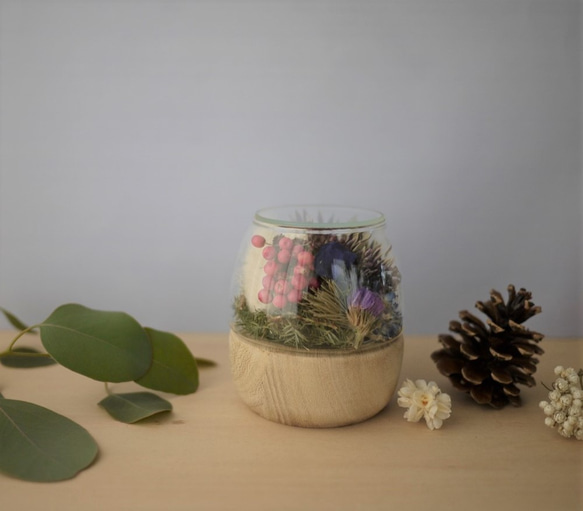 スミレとアジサイのボタニカルなインテリア雑貨 1枚目の画像