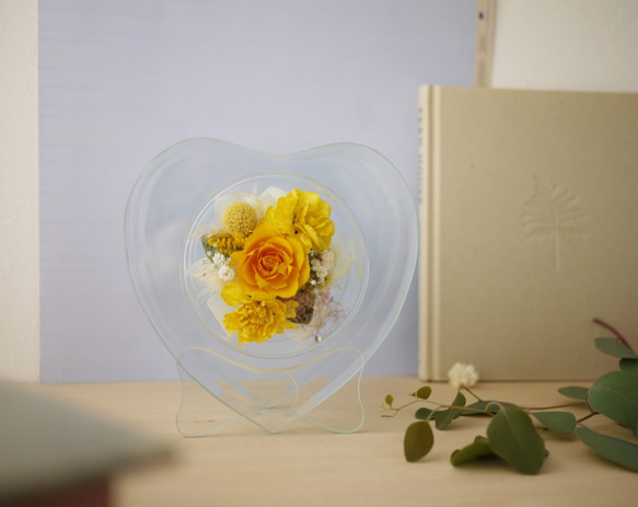 花屋が贈る花ギフト、バラの花束をガラスの中にアレンジ【送料無料】 4枚目の画像