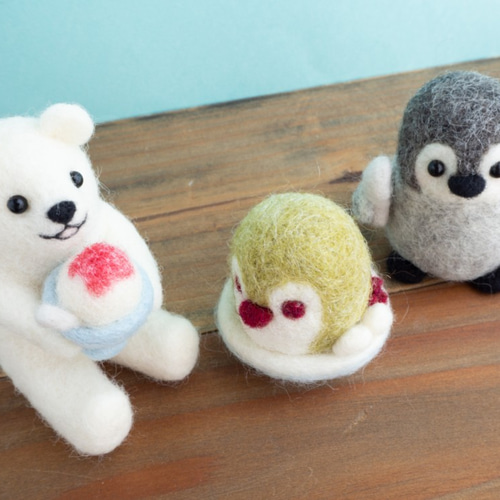 ペンギンちゃんとしろくまくん【ペンギンかき氷】 羊毛フェルト