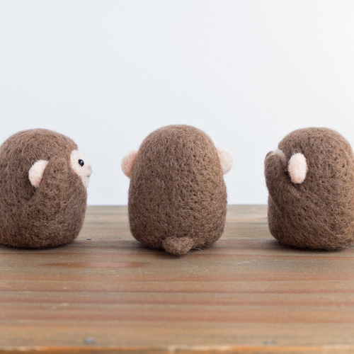 三猿 羊毛フェルト Fatty Rabbit 通販 5564634｜Creema(クリーマ)