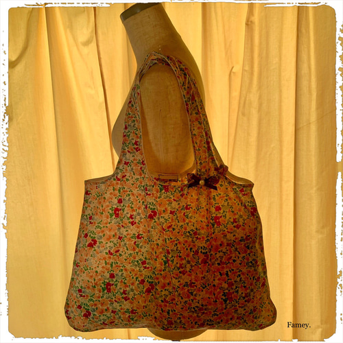 ❤️さえら☆ヒスクローネ☆お花モチーフとフリルが可愛い☆ナイロン