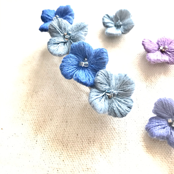 【立体刺繍】紫陽花のバレッタ(空) 2枚目の画像