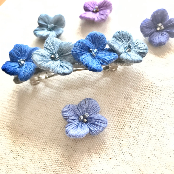 【立体刺繍】紫陽花のバレッタ(空) 4枚目の画像