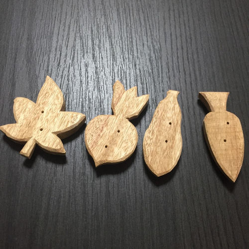 深川製磁 箸置き 紅葉 もみじ 楓 かえで 金彩 はしおき 箸置 深川 手彫り