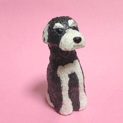 ウインクするミニチュアシュナウザー  犬の粘土細工 2枚目の画像