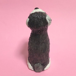 ウインクするミニチュアシュナウザー  犬の粘土細工 5枚目の画像