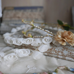 フランスアンティーク　ミニバラの布花ヘッドリース　ティアラ 5枚目の画像
