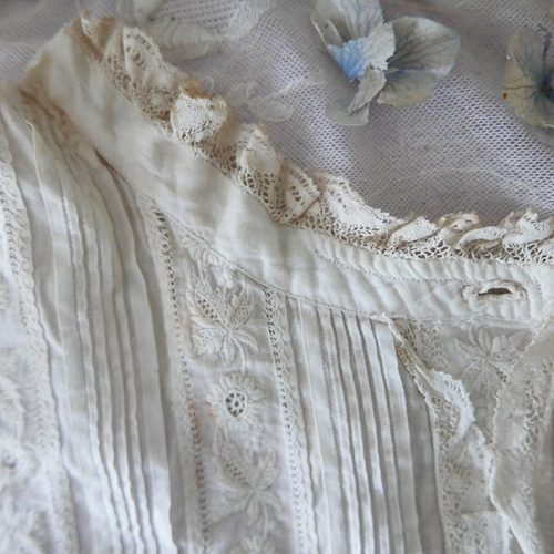 フランスアンティーク　トップス 10801 ちょっと裾丈が短めだけどかわいいVintageのベルベット