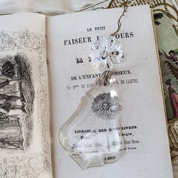 フランスアンティーク シャンデリアパーツ／クリスタルガラス 大きめ